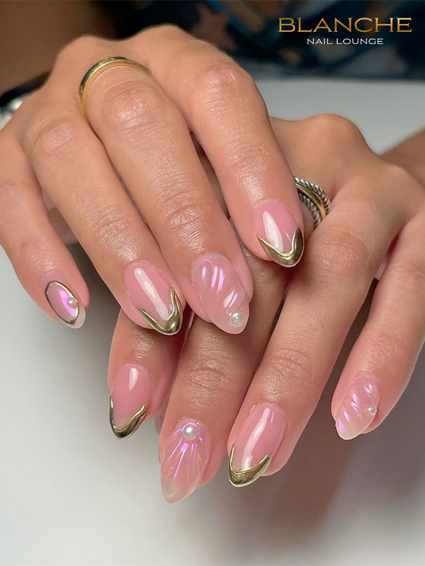 Blanche Nail Lounge