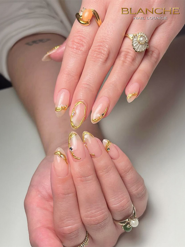 Blanche Nail Lounge